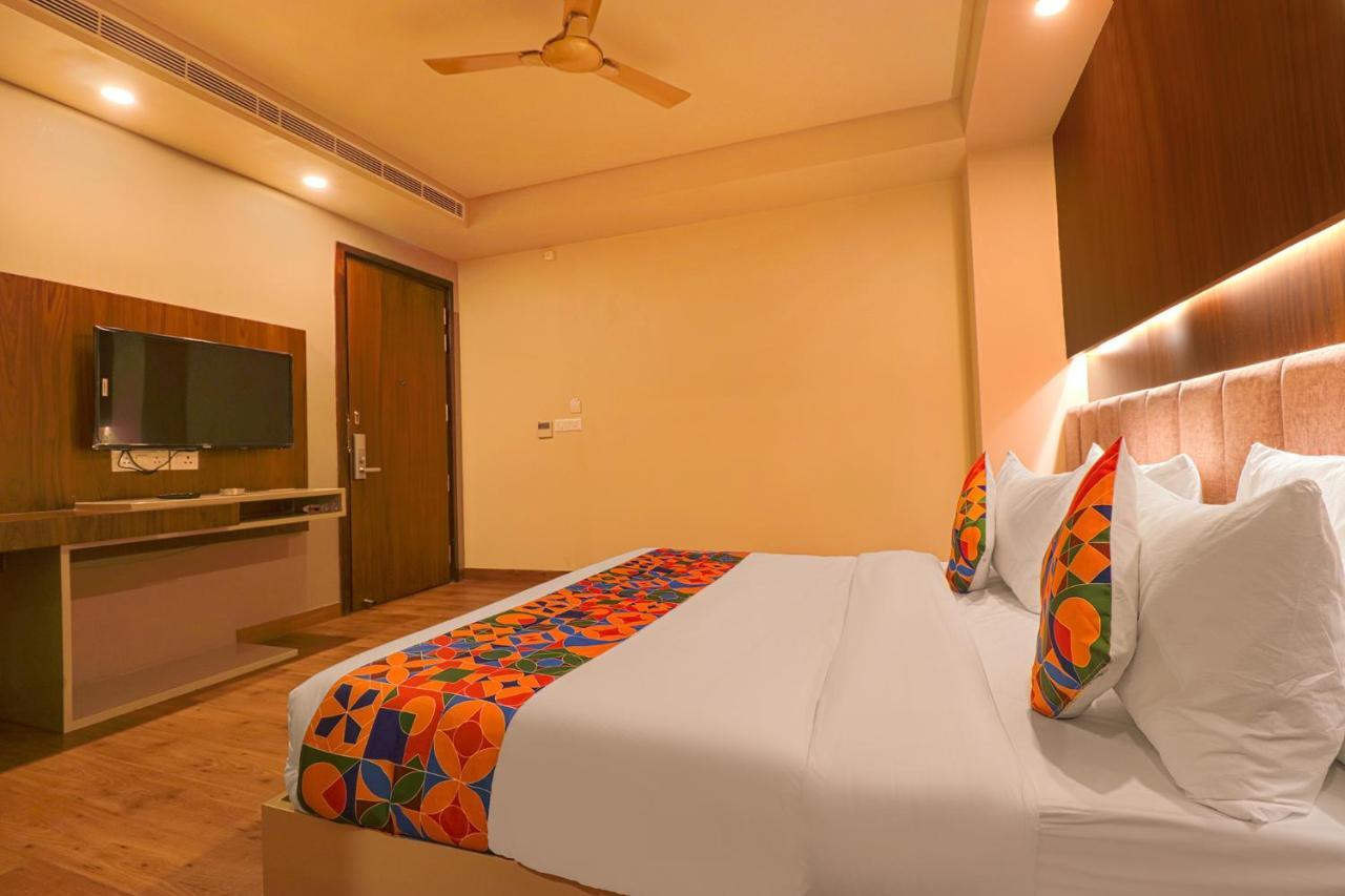 Fabhotel Prime Shanit Delhi Kültér fotó
